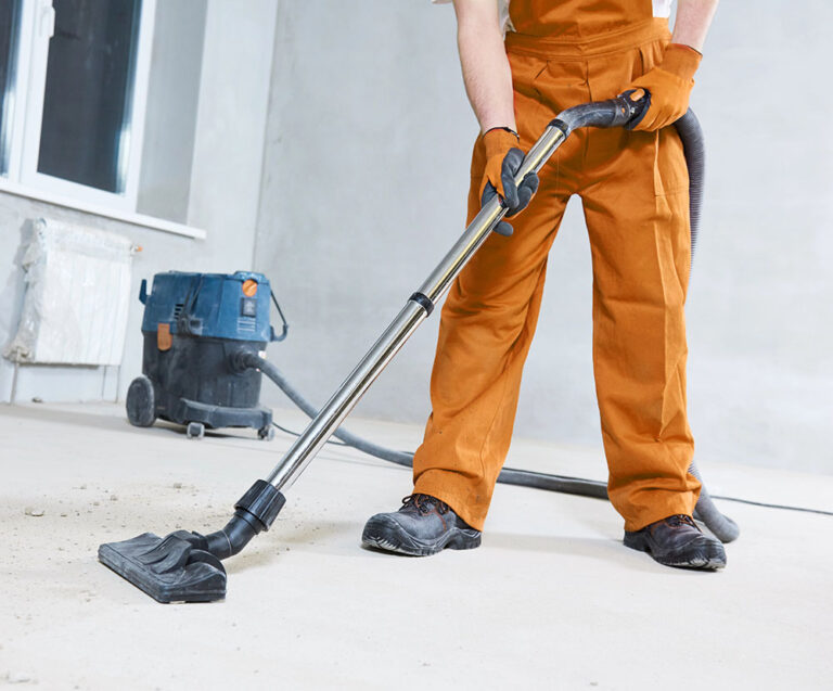 professional builders cleaning services